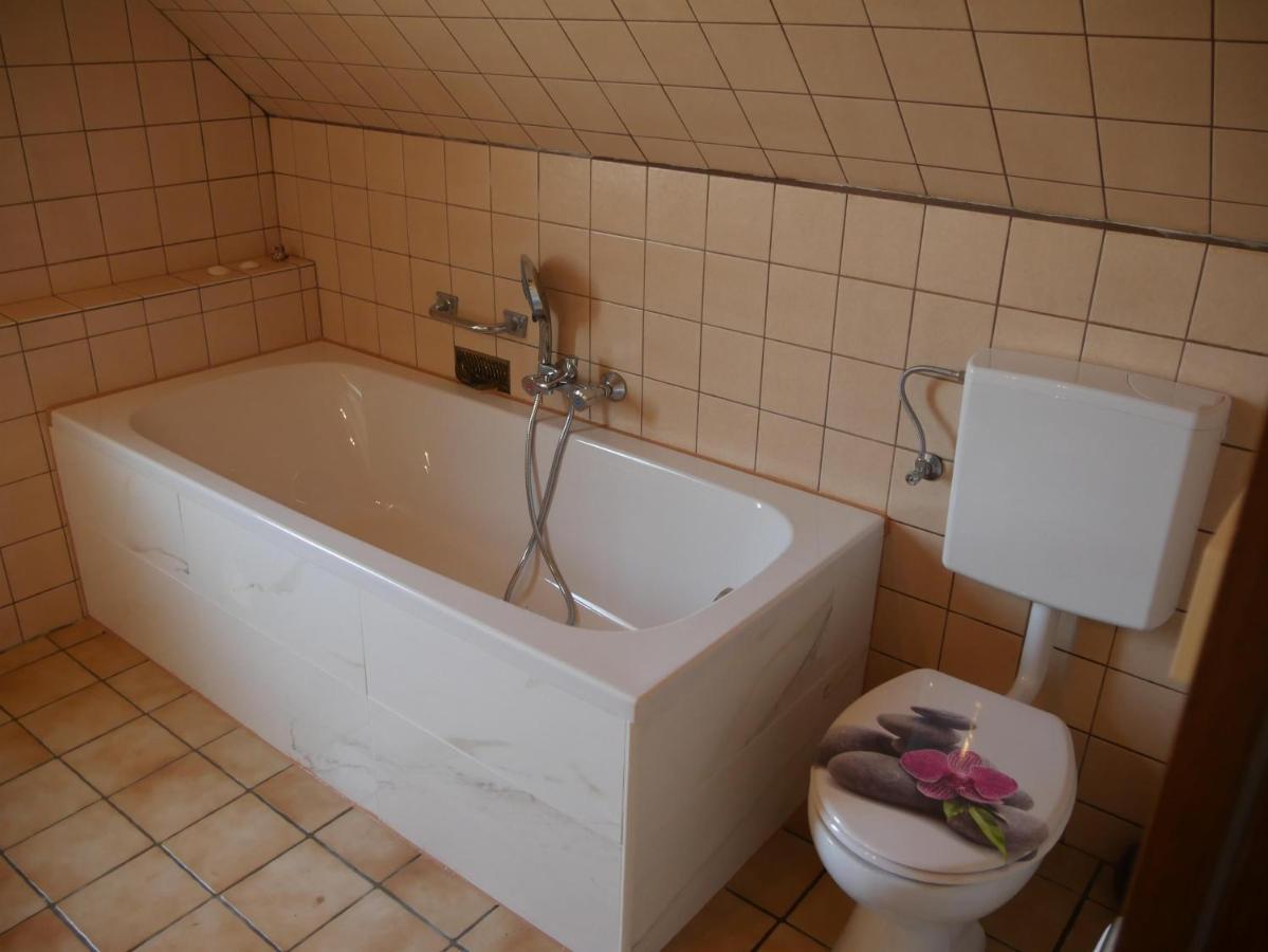 Ferienhaus Baarsen 30 Bad Pyrmont Luaran gambar